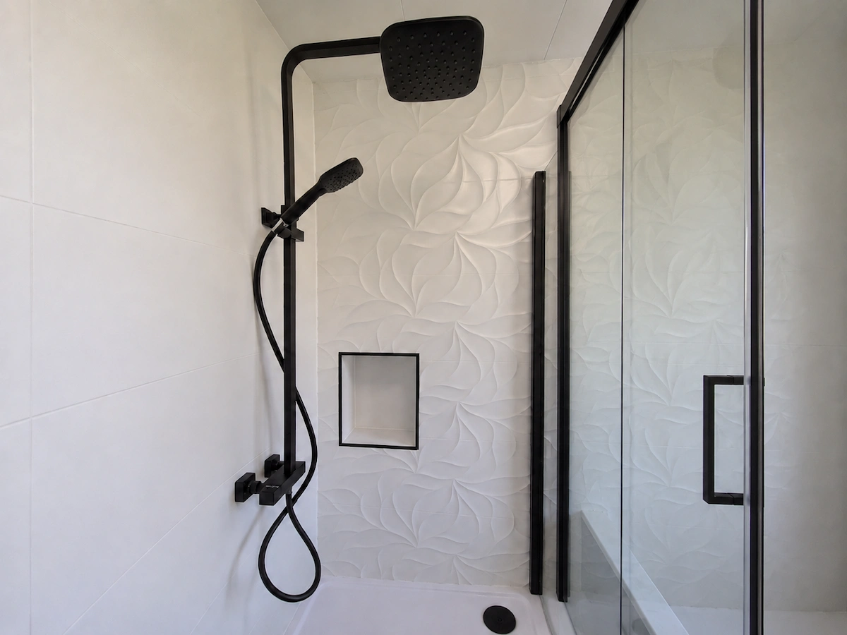 Bathroom renovation with bespoke tiling finish, Dublin